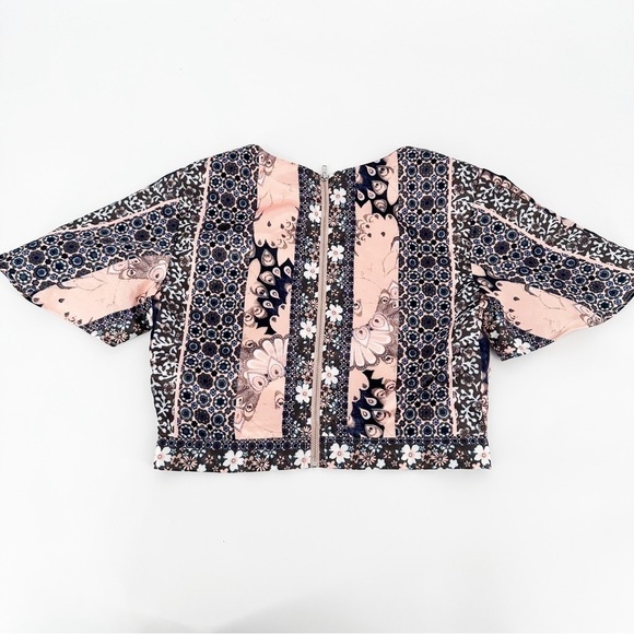 2 Piece Set Cropped Top & High Rise Shorts The Closet Lover - Picture 6 of 7